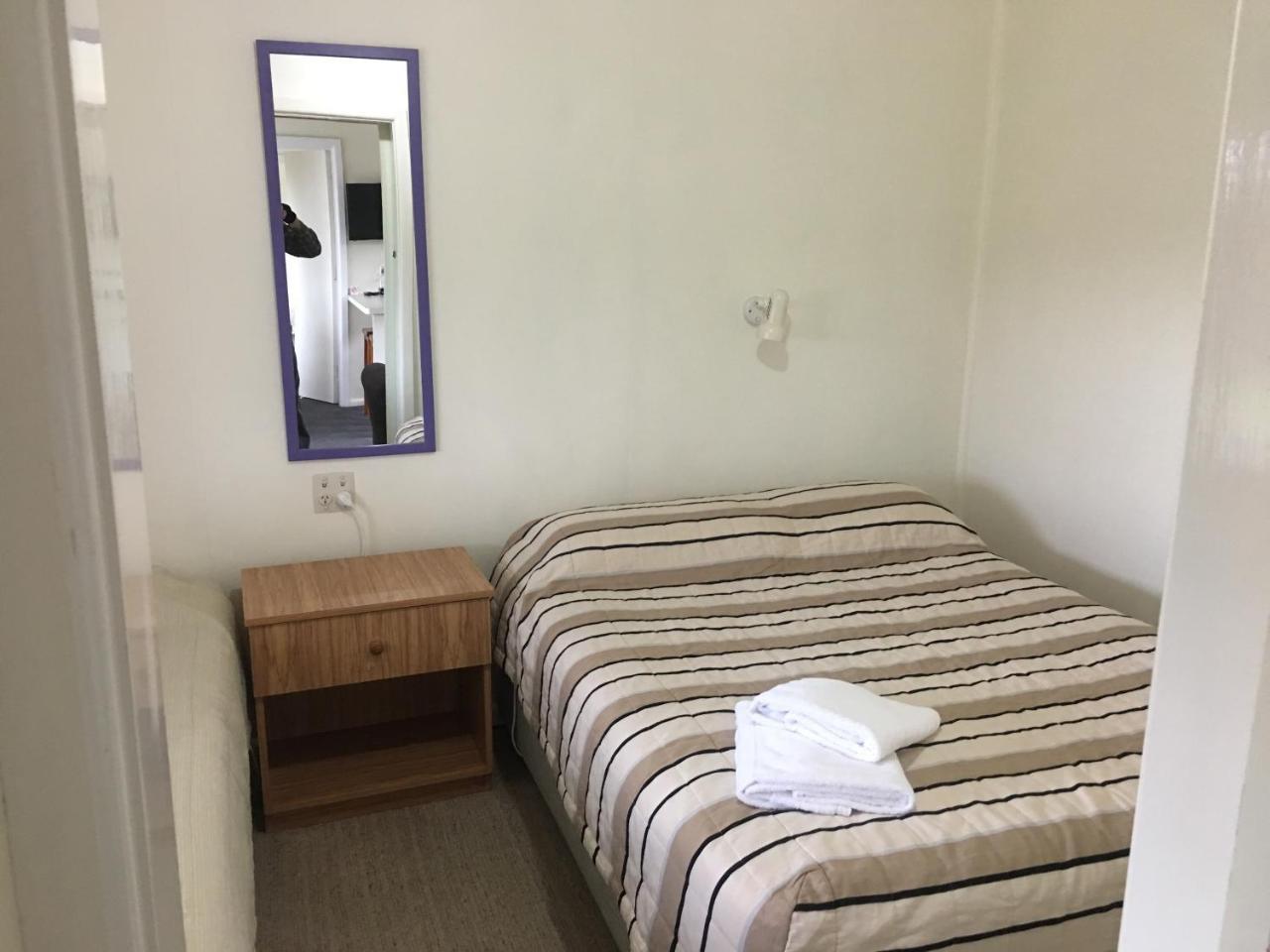 Alma Motel Oamaru Exterior foto