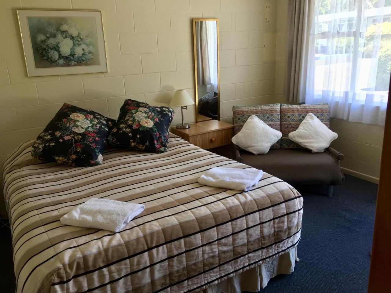 Alma Motel Oamaru Exterior foto